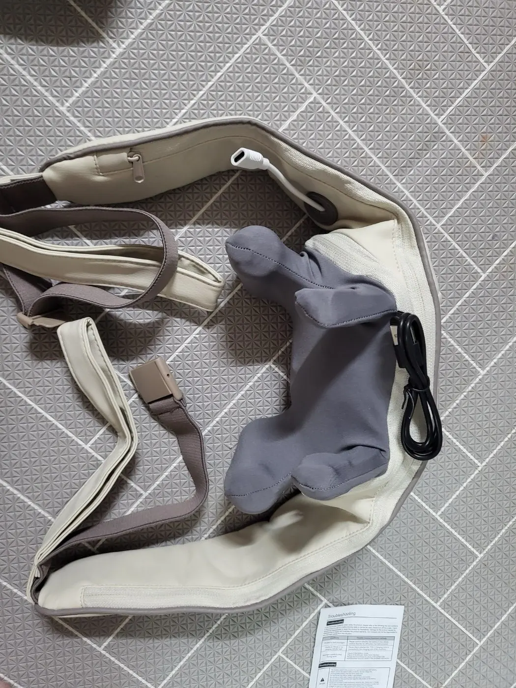 ReFresh - Nacken- und Rückenmassagegerät (Beige) photo review