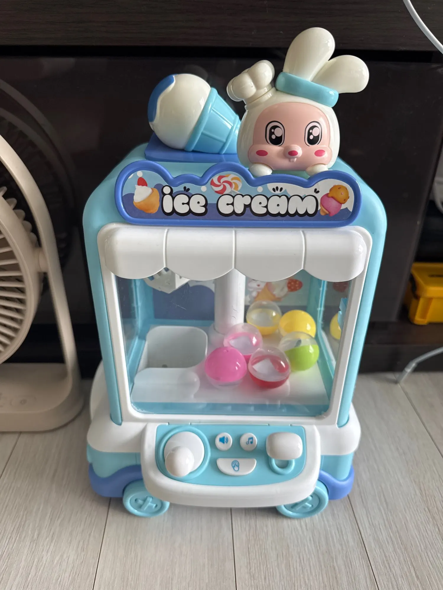Mini Claw Catch Toy Crane Machine photo review