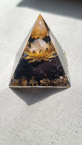 Natural Amethyst Orgonite Energy Pyramid: A Healing Crystal photo review