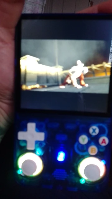 R36 ULTRA photo review