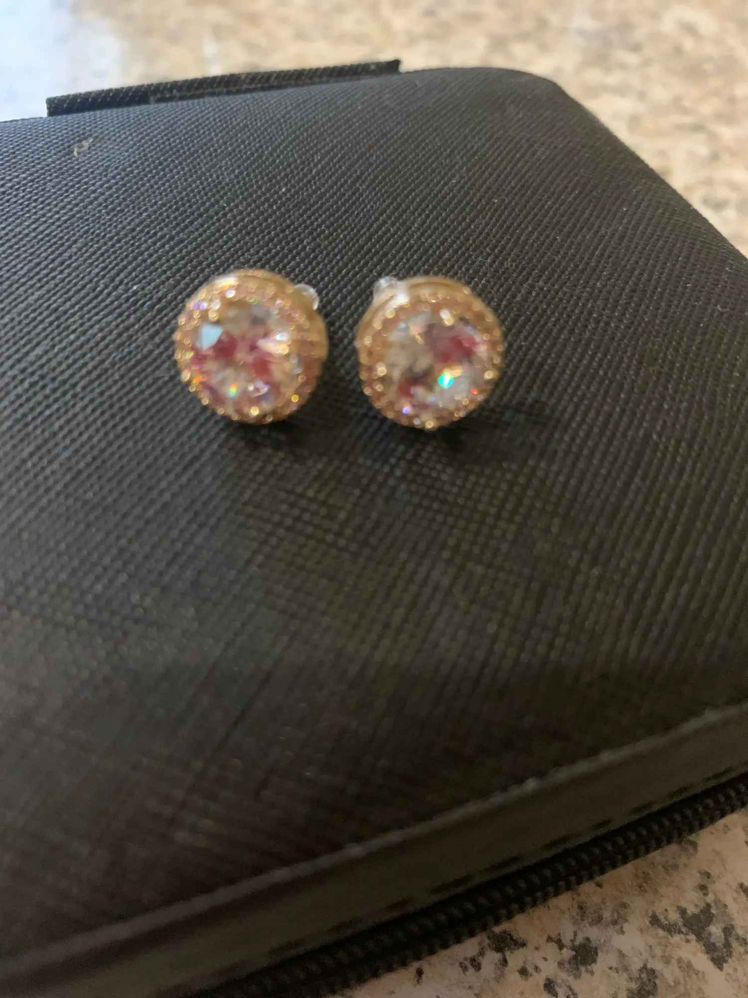 Luxury Crystal White Zircon Stud Earrings photo review