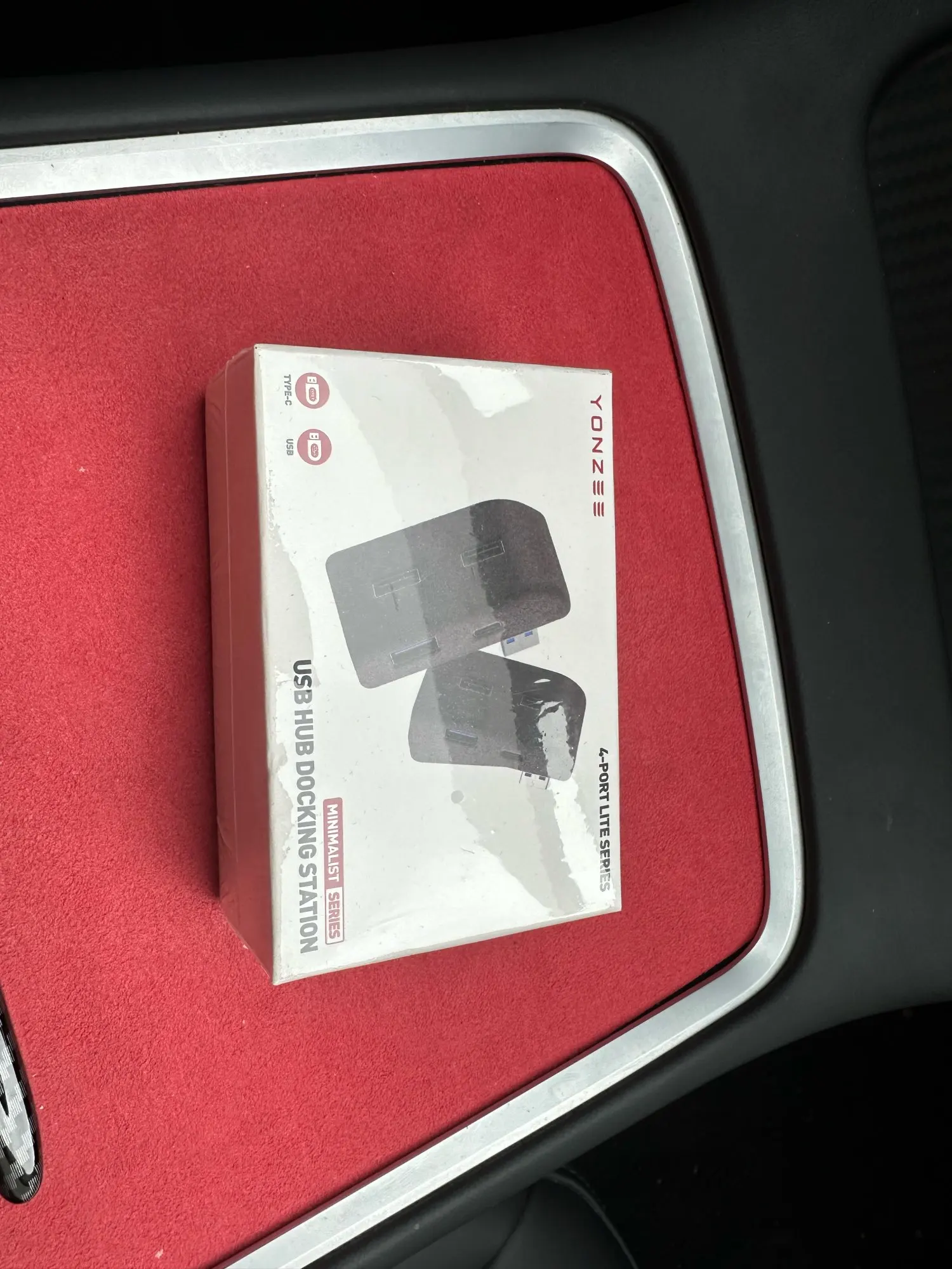 Teslahubs™ Glove Box USB-Hub customer photo