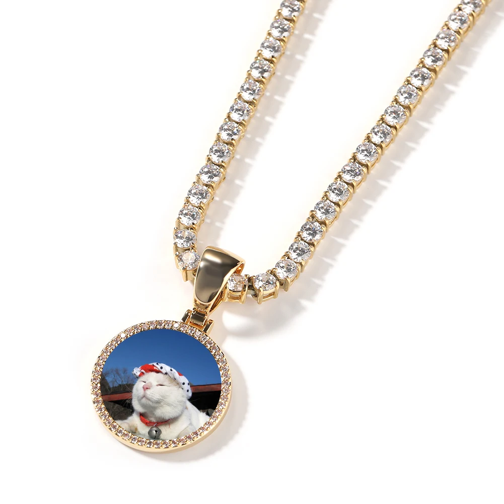 Рисунок 6 - Кулон маленького размера BLING KING с круглым рисунком