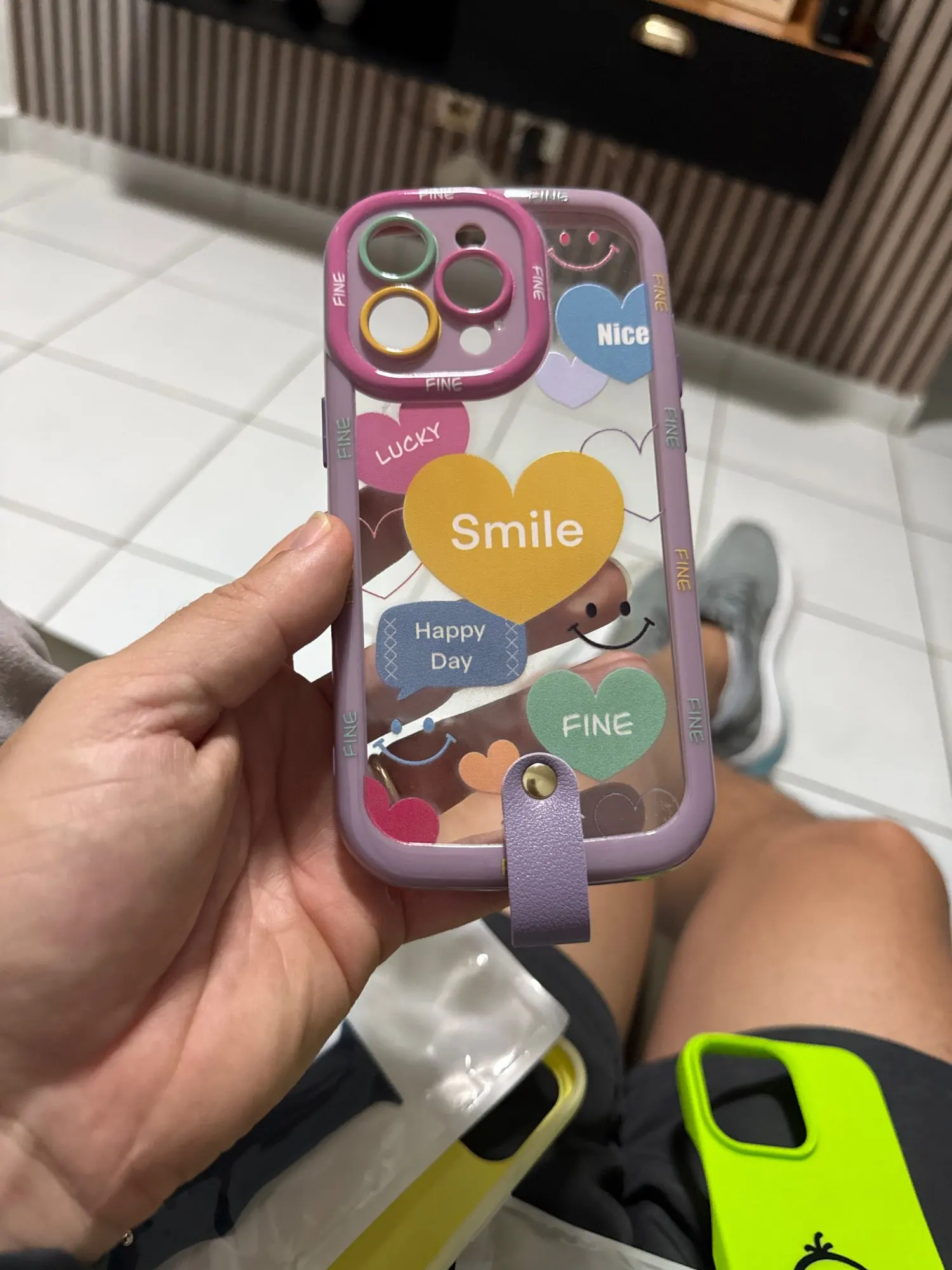 Capa iPhone Coração com Corrente Estilo Ink Wash – Horiginex