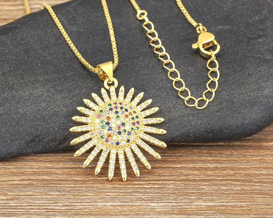 AIBEF Light Of Star And Moon Sun Shape Pendant Women Necklace Copper Zircon Western European Style Jewelry Popular Romantic Gift