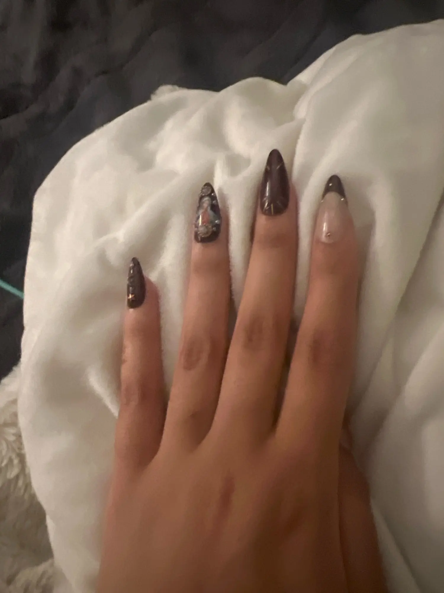 Red Baroque False Nails, customer photo