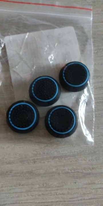 Empuñaduras de Gel de silicona para el pulgar, 4 piezas, para Sony PS5/PS3/PS4/XBOX One /360, mando para PS4 Pro Slim photo review
