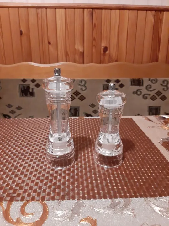 Pepper Grinder- Acrylic Salt and Pepper Shakers Adjustable Coarseness by Ceramic Rotor kitchen accessories photo review
