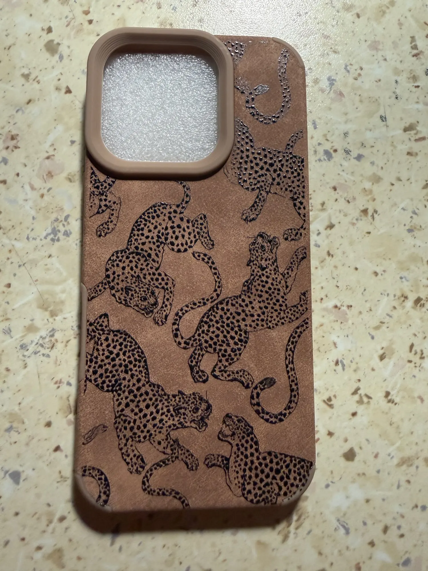 Capa iPhone Leopardo em Couro Bonded Antichoques - Horiginex