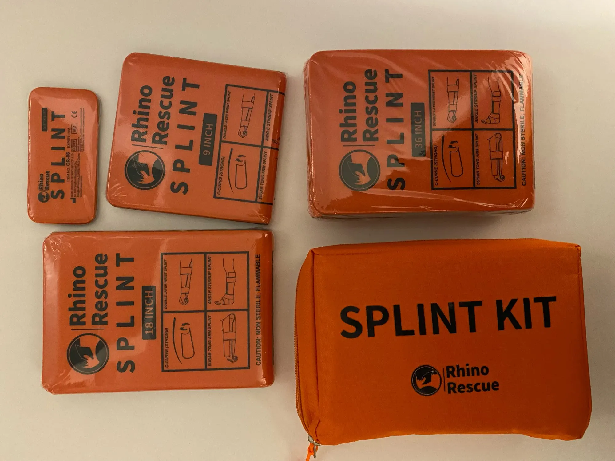 Rhino Splints Kit : 4-Size Pack Made for Finger Neck, Leg, Knee, Foot, Wrist, Hand, Arm Injuries with a Handbag photo review