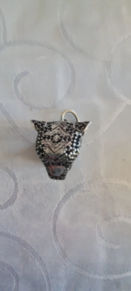 Black Panther Pendant – Fierce Symbolic Necklace