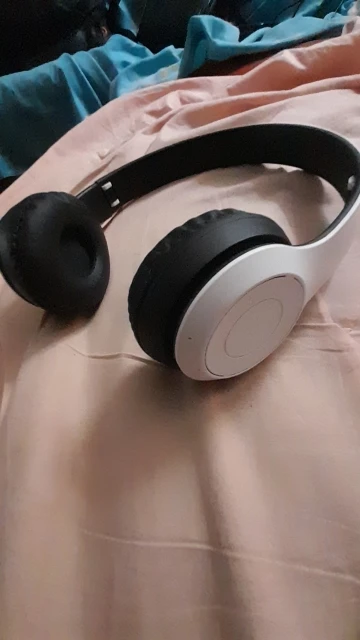 P47 auriculares inalámbricos Bluetooth 5,0 auriculares plegables estéreo HIFI bajo para música juegos chico chica auricular para teléfono inteligente photo review