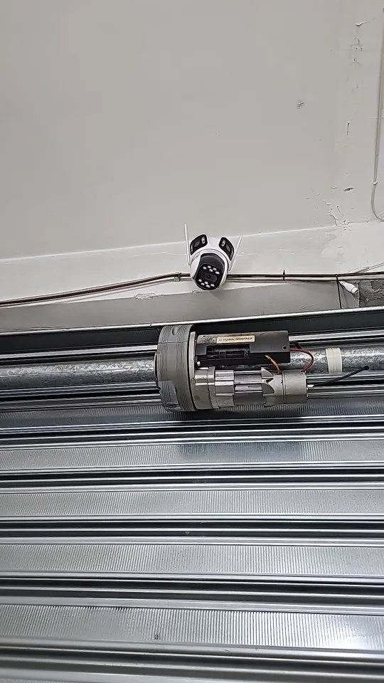 Three Lens PTZ IP Camera Outdoor HD Three Screen WiFi Security Camera Auto Tracking Dual Len Wirelss CCTV Camera iCsee photo review