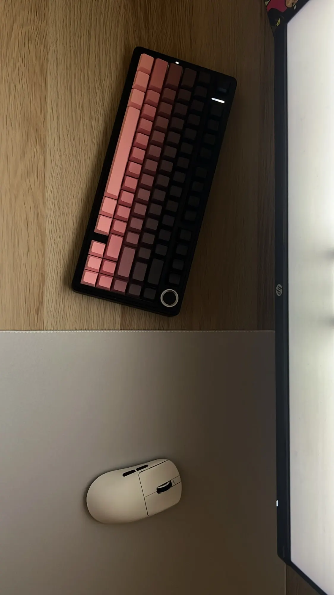 AULA-Teclado mecánico F75 2,4G para juegos, teclado inalámbrico/Bluetooth/con cable RGB, diseño personalizado 75%, estructura de junta de perfil OEM photo review