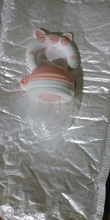 Baby Food Feeding Spoon Juice Extractor Fruit Feeder Pacifier Baby Feeding Bottle Silicone Gum Fruit Vegetable Bite Eat Feeder photo review