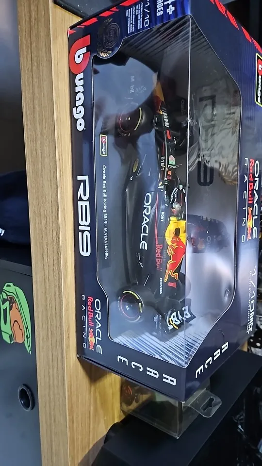 F1 RC Cars - 1/12 & 1/18 Scale photo review