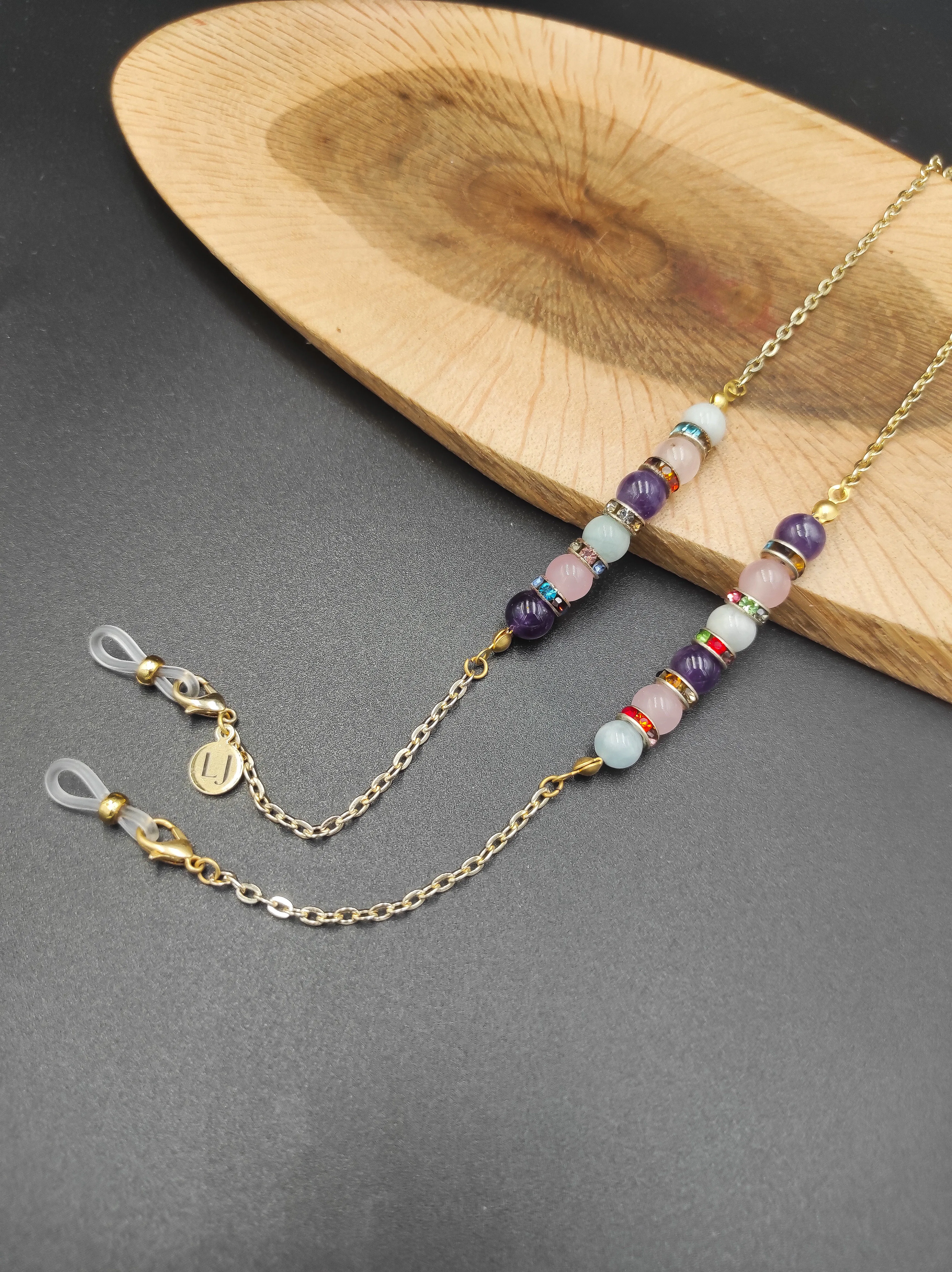

Цепочка для очков с аметистом, аквамарином, розовым кварцем и Swarovski