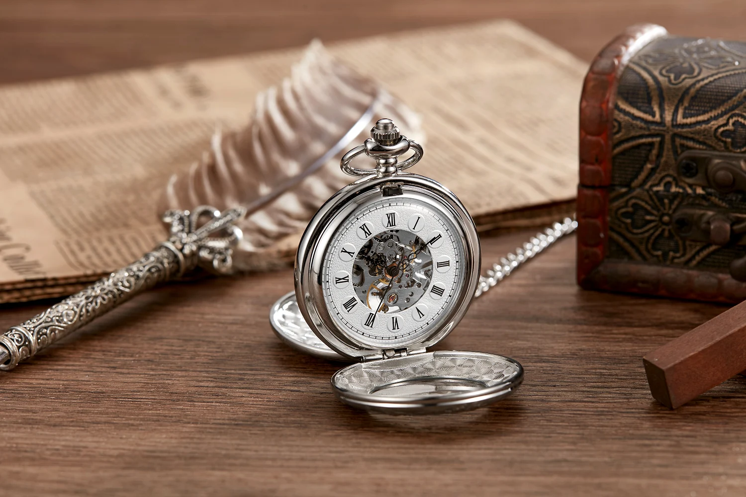 New Steampunk Copper Vintage Hollow Gear Hollow Mechanical Pocket Watch Necklace Pendant Clock Chain Men Women 2023
