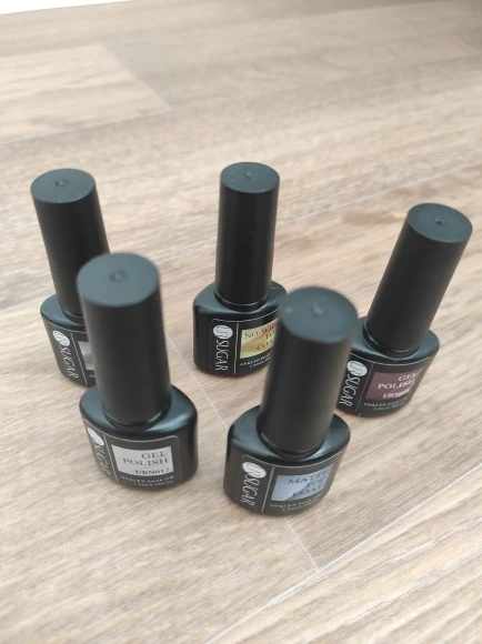 7,5 ml Base Top Coat Gel Nagellack UV Soak off Lack Semi Permanent Nail Art Manikyr Gel Lack Matt Top Coat photo review