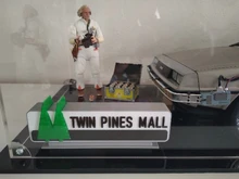バックトゥザフューチャー TWIN PINES MALL 電飾看板 模型 バックトゥザフューチャー TWIN PINES MALL 電飾看板 模型 Twin