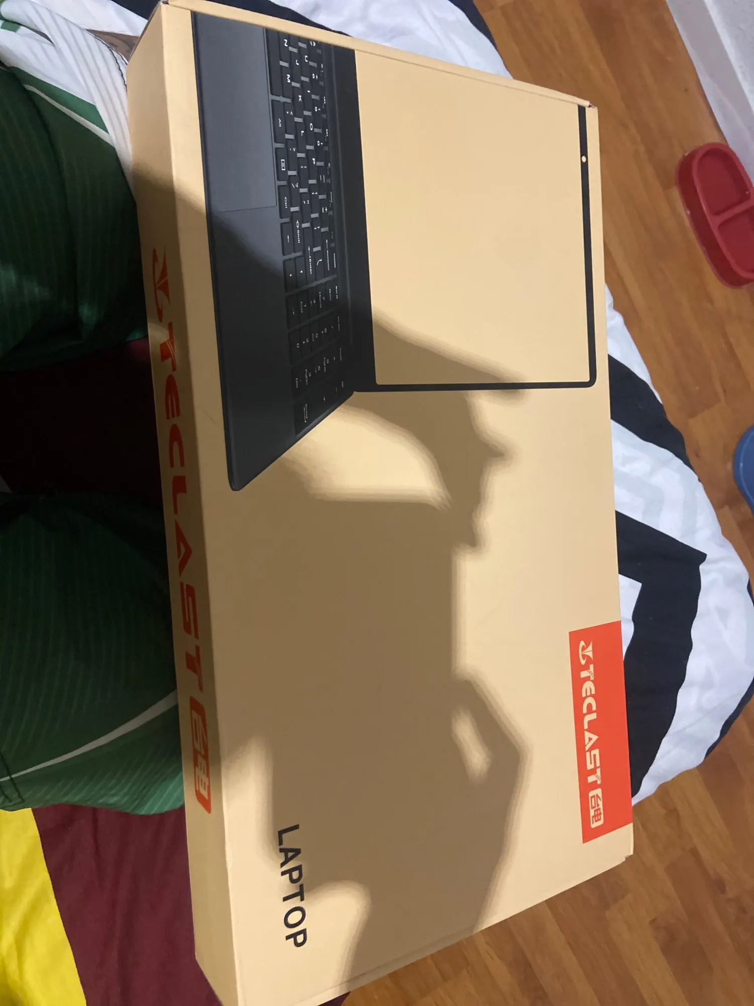 Teclast F17Plus Portátil de 17,3 pulgadas Intel N150 16GB RAM 512GB SSD Windows 11 Notebook 180 ° Flip Computadora Teclado retroiluminado mini-HDMI photo review