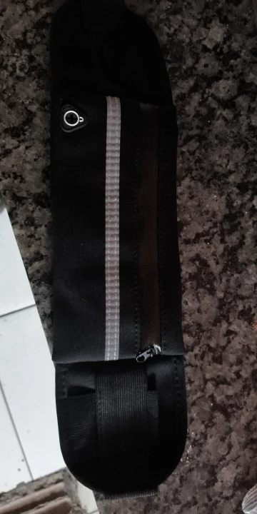 Pochete Esportiva cintura Preta porta celular garrafa utensílios para Corrida Preta photo review