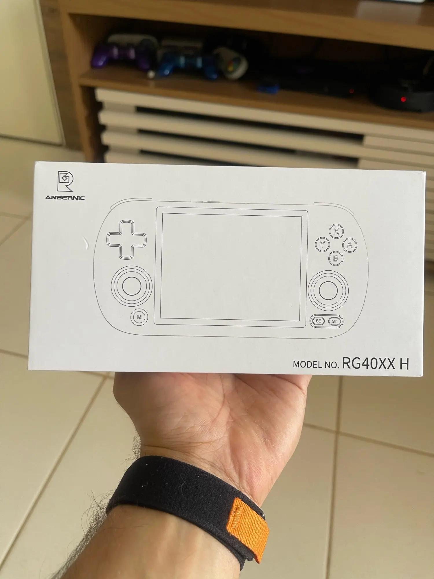 ANBERNIC RG CubeXX photo review