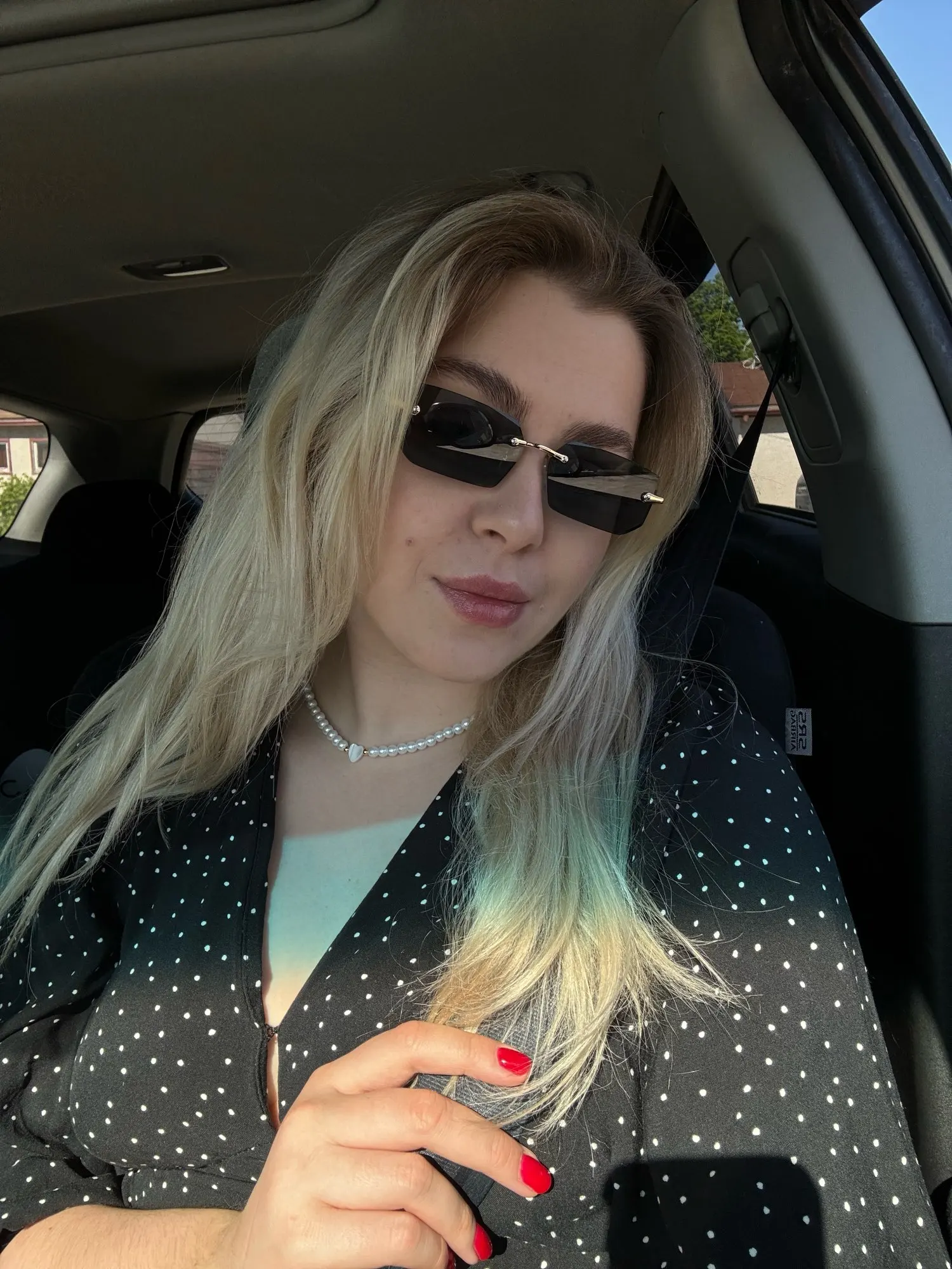 XJiea Rectangular Rimless Sunglasses,Fashion Men Outdoor Sun Glasses,Summer Women Decorative Eyewear,Shopping, Drive to Wear photo review