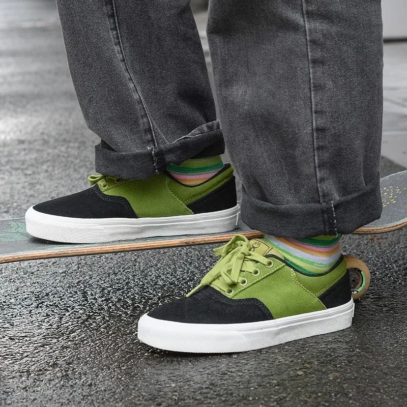 Goluck Sneaker Olahraga Atas Kanvas Suede Putih untuk Pria Sepatu