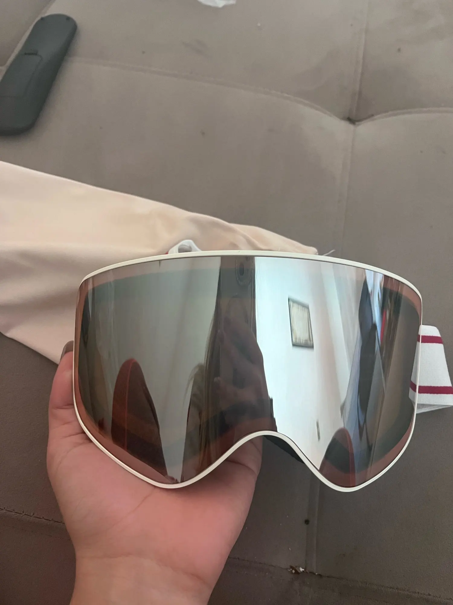 SnowGuard - Zylindrische Ski- und Snowboardbrille mit UV400 & Anti-Fog photo review