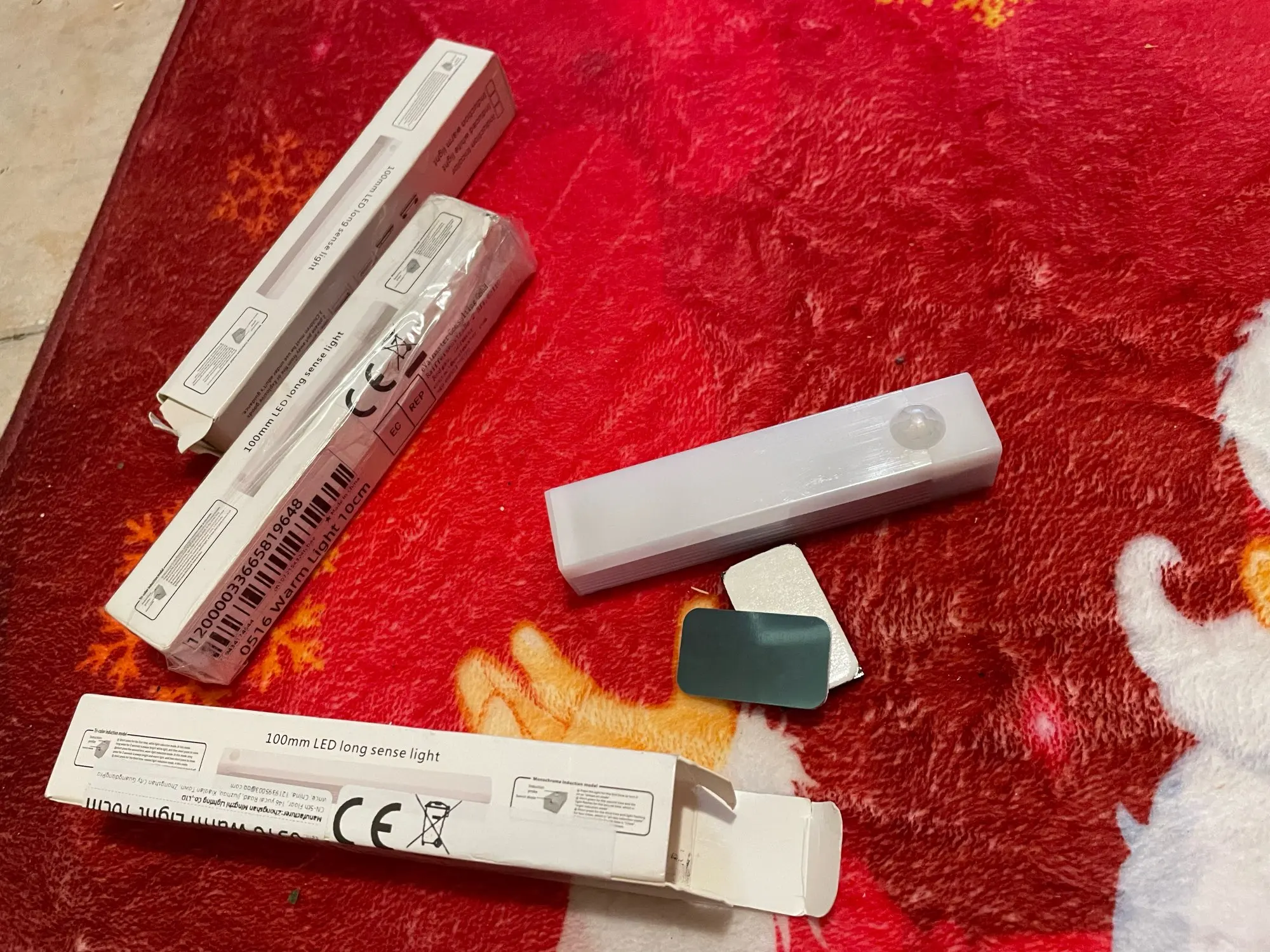 LED Motion Sensor Bar Light Rechargeable Induction Night Light Portable Cordless Magnetic Cabinet Lamp photo review