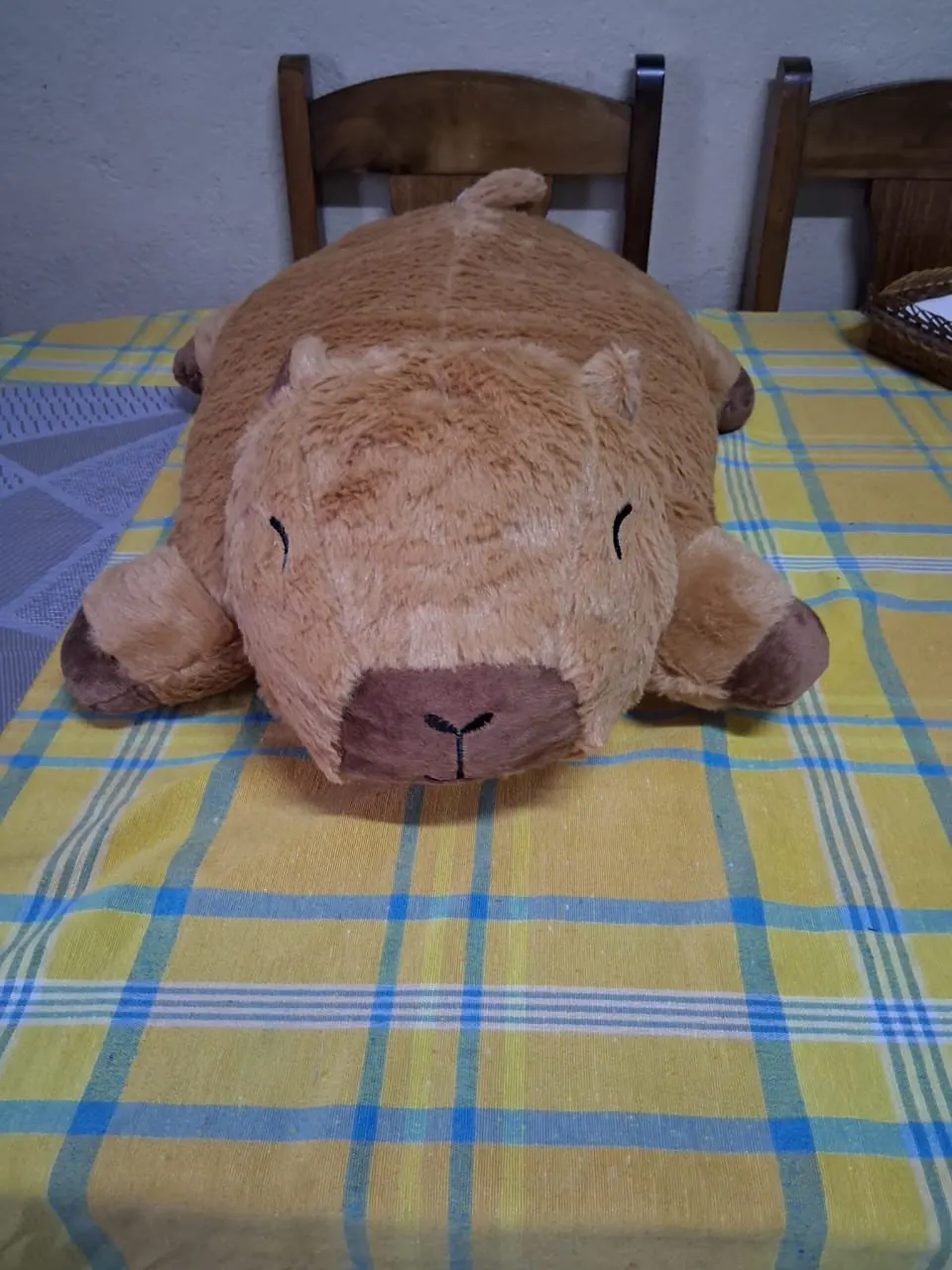 Capivara Fofeza® de Pelúcia – Estilo Almofada