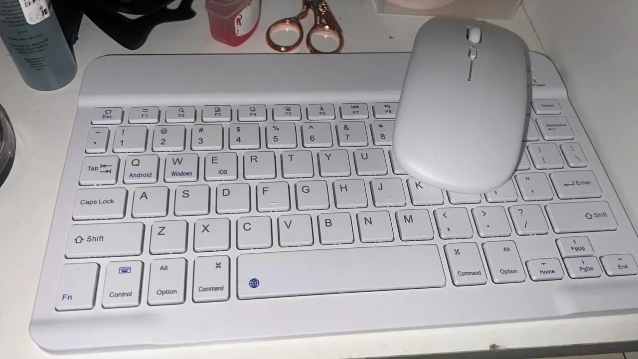 10" Magnetic Bluetooth Keyboard for iPad Xiaomi Huawei photo review