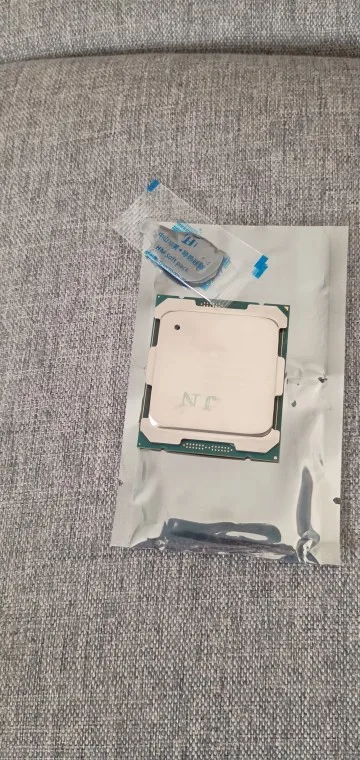 Xeon E5 2650 V4 E5-2650V4 Processor SR2N3 2.2GHz 12-Cores 30M LGA 2011-3 E5-2650 V4 CPU photo review