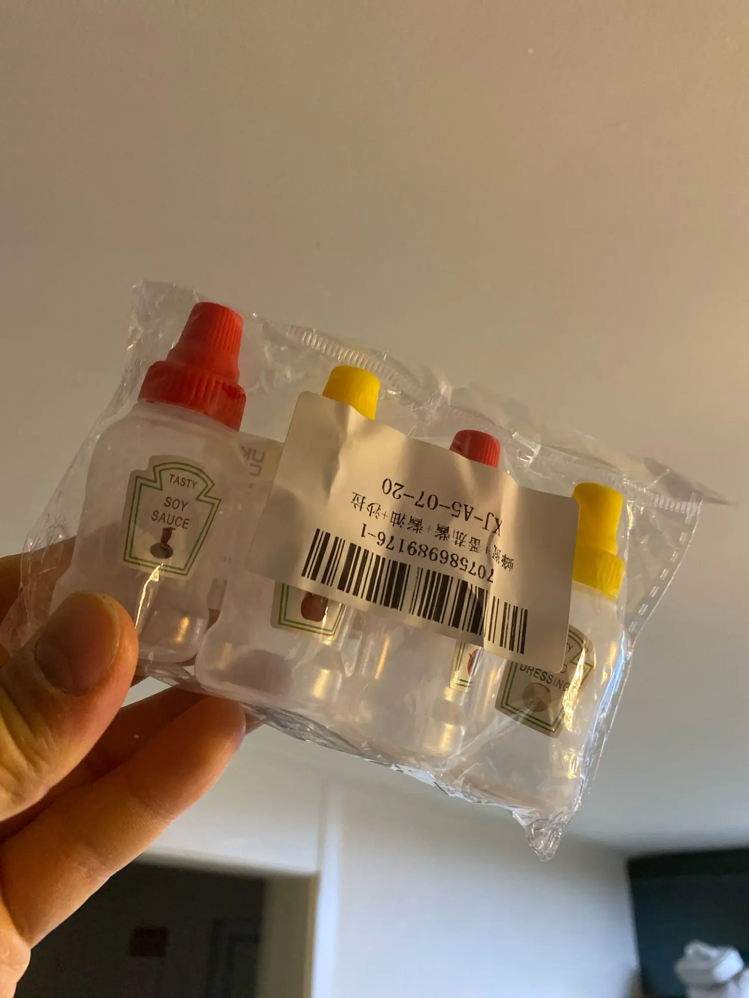 25ml Mini Condiment Bottle Camping Squeeze Bottles for Cookware Bbq Ketchup Oil Cruet Soy Sauce Kitchen Essentials Salads Tools photo review