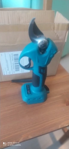 Attachment image review on Androf Brushles