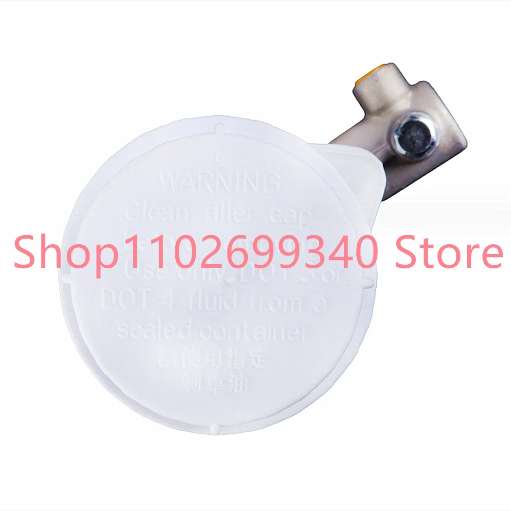 MN102441 Car Brake Master Cylinder For Mitsubishi L200 Triton KB4T  