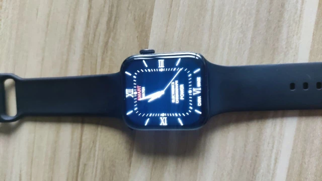 LEMFO Series 8 IP68 waterproof Smartwatch