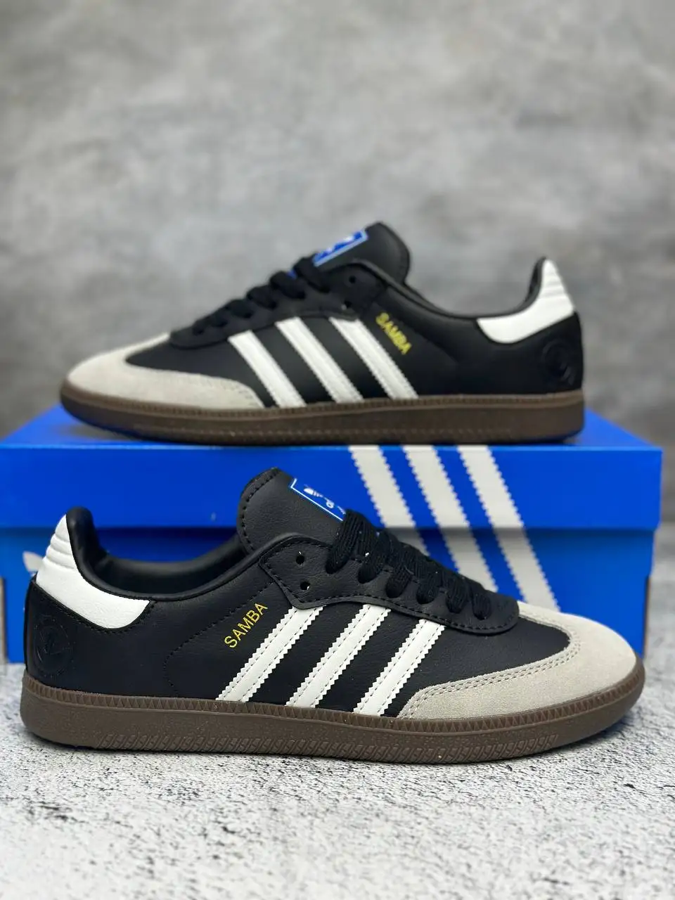 adidas gazelle silver green womens Tnis Adidas Samba OG Feminino "Silver Metallic Black Gum" Prata