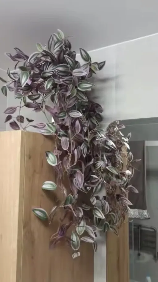 High Quality Artificial Hanging Plant for Home Wedding Decoration photo review