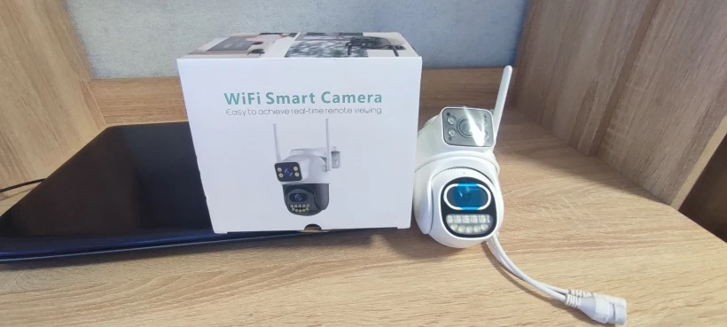 2K Spotlight Indoor/Outdoor Accessory Battery Security Camera (Add-On) photo review