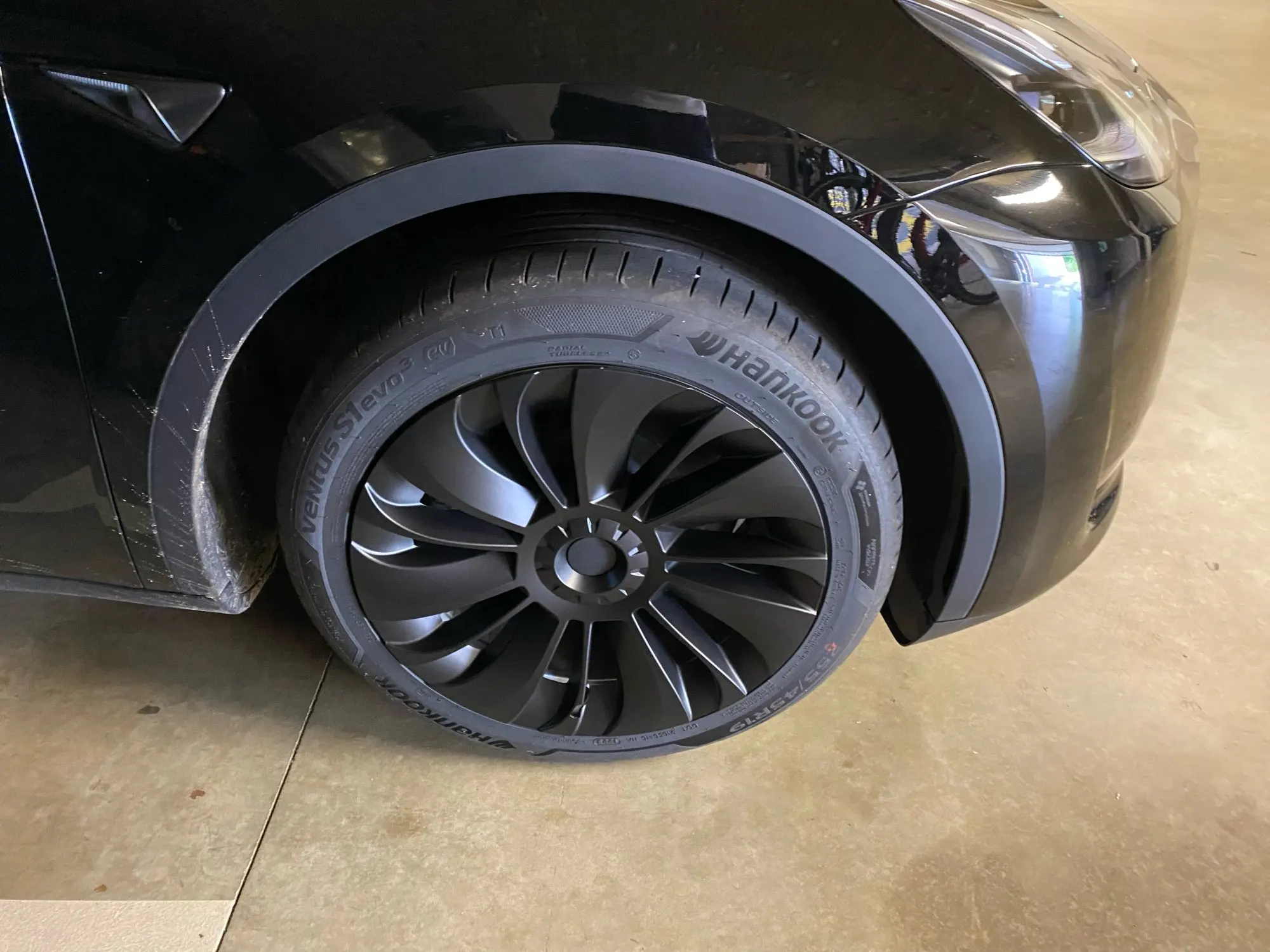 Teslahubs™ Wheel Caps customer photo