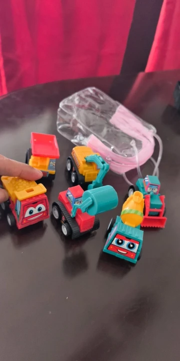 Juego de coches de ingeniería para niños, juguetes de dibujos y cumpleaños, 6 piezas photo review