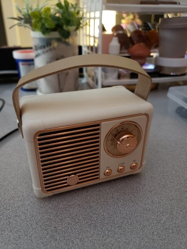 Retro Bluetooth Speaker