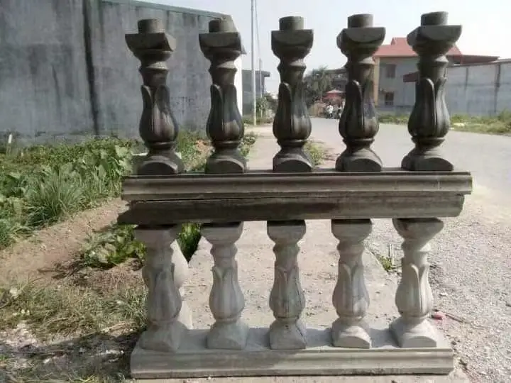 Concrete baluster mould