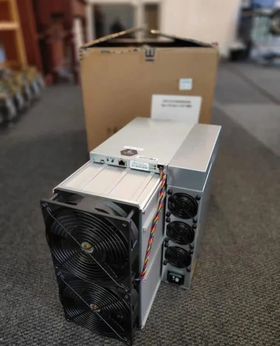 Bitmain Antminer S21 Pro 234Th/s – A Máquina Definitiva para Mineração de  BTC e BCH em