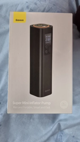 TeslaHubs™ Portable Air Pump customer photo