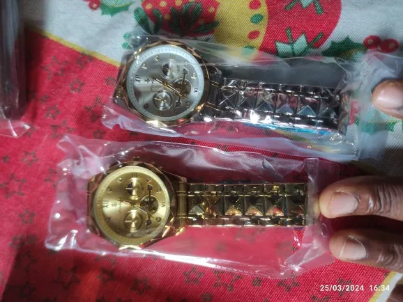 POEDAGAR Luxury Men's Quartz Watch photo review