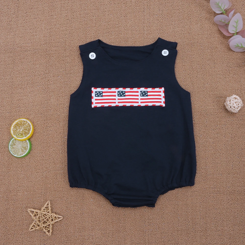 

2023 Fashion New Summer Sleeveless Baby Boy Jumpsuit American Flag Embroidery Button Decorate Bodysuit Black One-Piece Clothes