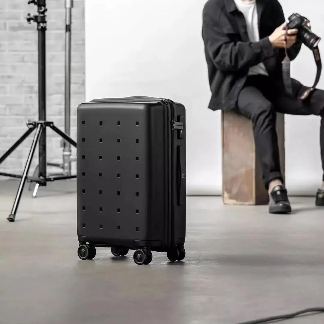 Рисунок 2 - Чемодан Xiaomi Millet suitcase